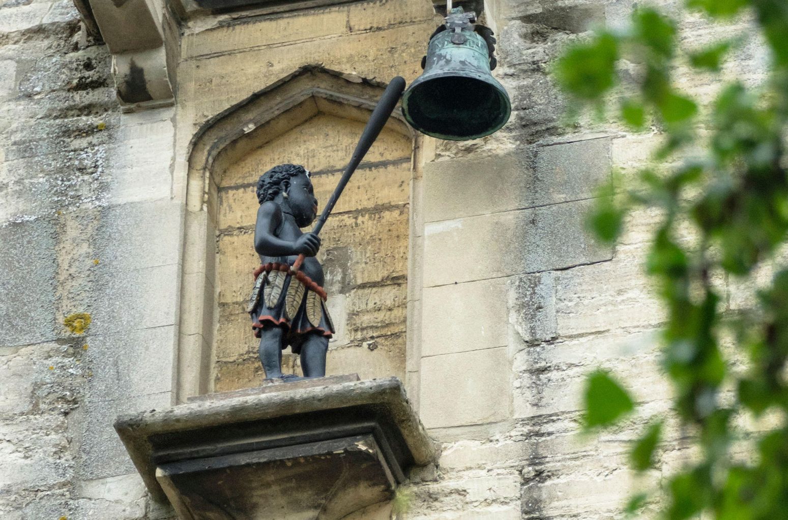 Councillors vote to remove 'racist' Stroud statue News Greatest